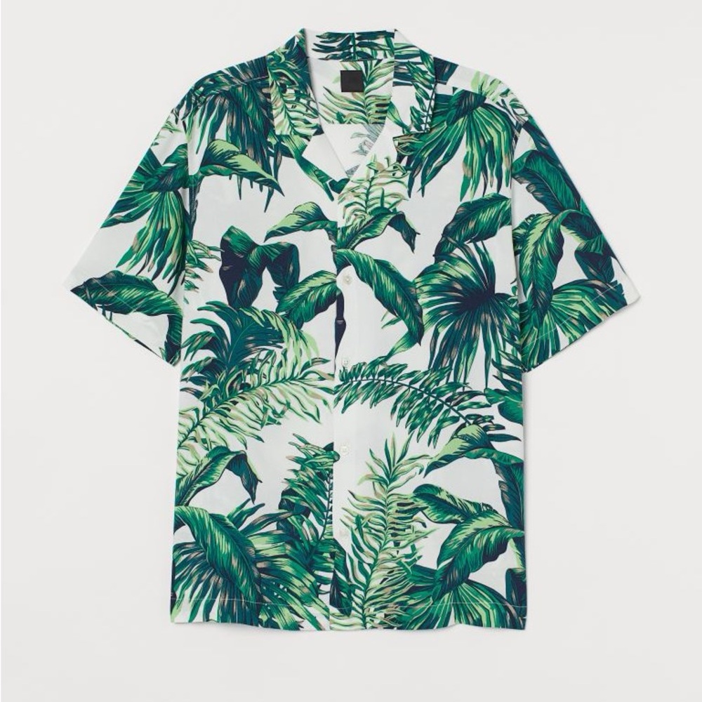 H&M Men’s Short Sleeve Tropical Button Down size Medium